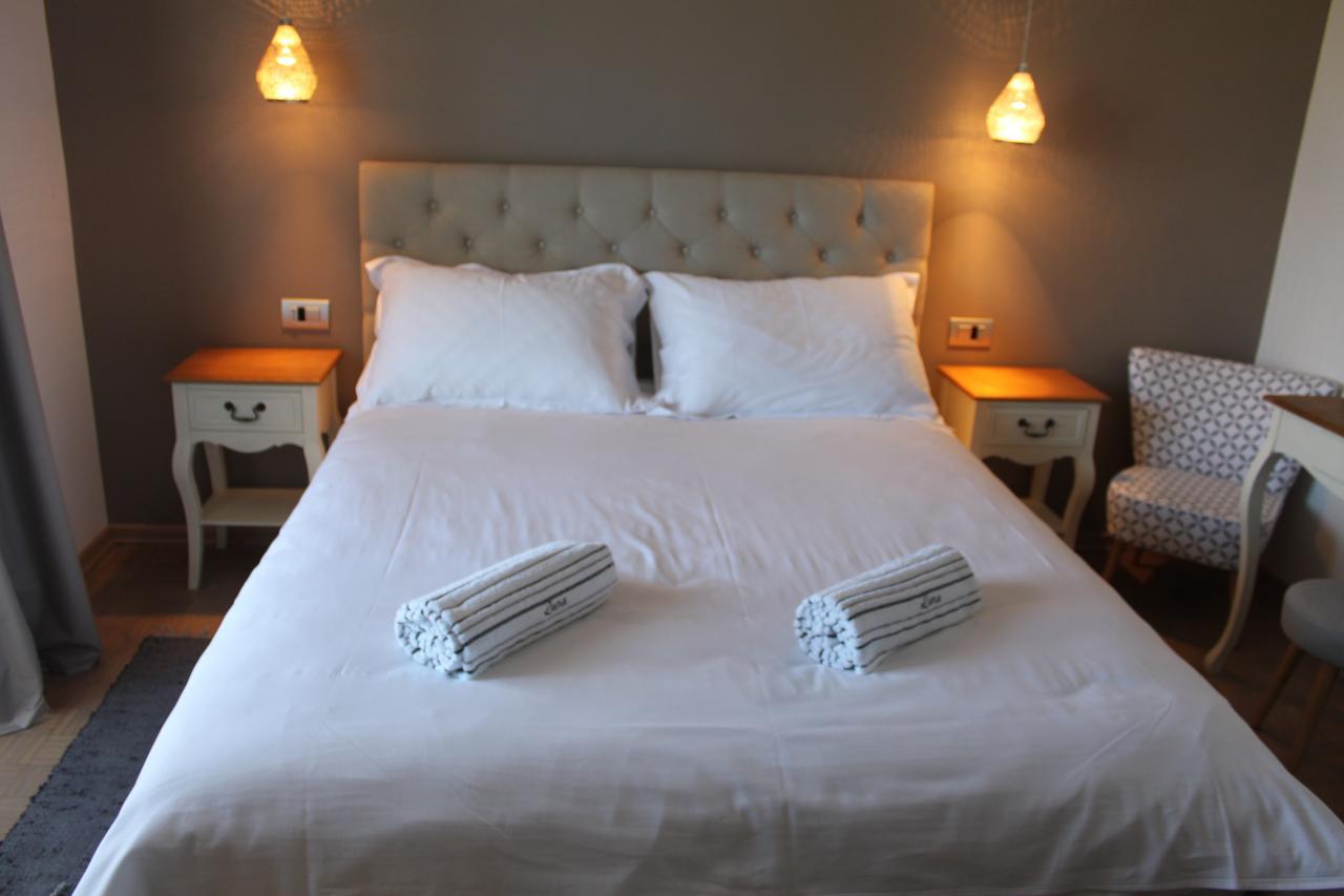 אומאג Boutique Rooms Luna מראה חיצוני תמונה