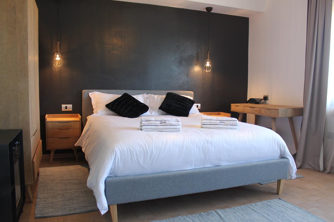 אומאג Boutique Rooms Luna מראה חיצוני תמונה